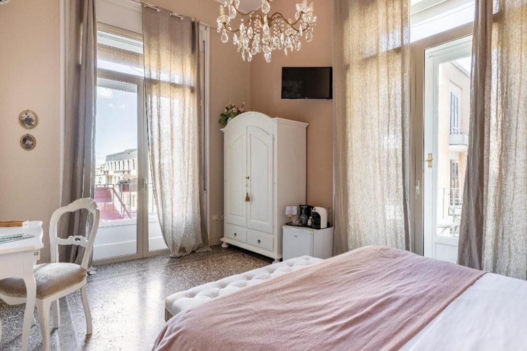 Bed & Breakfast Joy's Ortigia *
